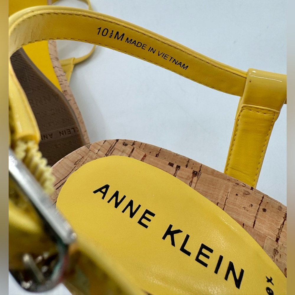 Anne Klein Wedge Sandals Women’s Akitalia Yellow Shoes Size 10 1/2 M NEW Cork - Picture 9 of 9